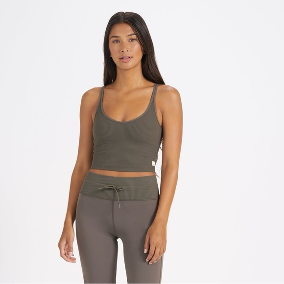 Vuori Rib Crop Tank in Oregano - size large - Picture 1 of 3